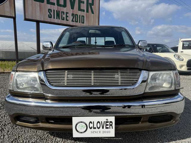 ハイラックススポーツピックアップ 2.0 エクストラキャブ 標準ボディ