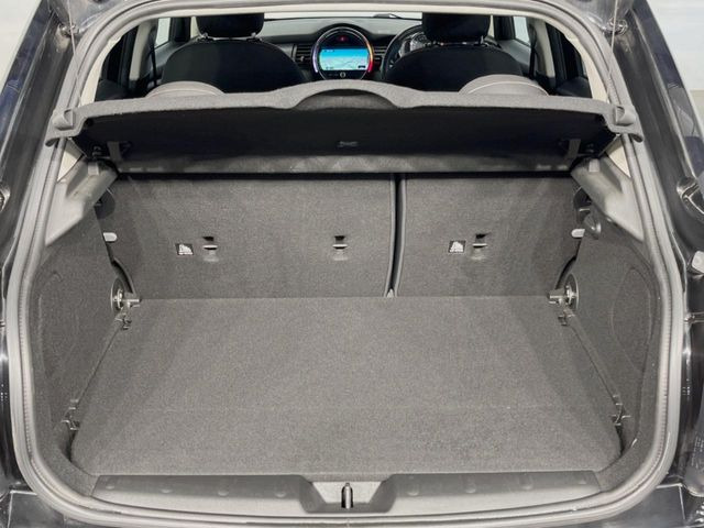 ���g�����N���[��:����L������e�X�y�[�X!���ꂾ���̍L��������΂��������⃌�W���[�Ȃǂɂ��œK�ł�!�g�p�������Ȃ����ꂢ�ȏ�Ԃ��ێ����Ă���܂��B