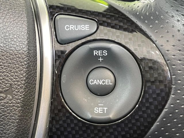 �y�N���[�Y�R���g���[���z�������H�����N���N���s�B�A�N�Z���𗣂��Ă���葬�x�ő��s���ł��A�������^�]���̕��S���y��!�����E�������ȒP�ȃX�C�b�`����Œ����ł��܂��B