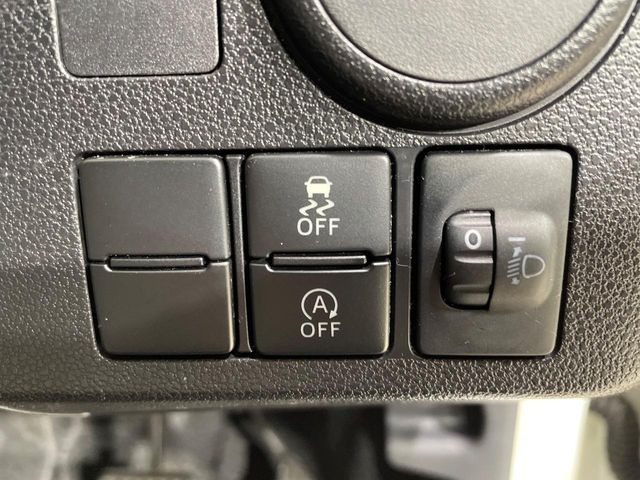 �y�A�C�h�����O�X�g�b�v�z�ԐM����a�؂Œ�Ԃ����ۂɃG���W�����~���A���ʂȔR���̏����}���܂��B�R��������ی�ɂȂ���@�\��G���W���̓u���[�L�𗣂��΍Ďn�����܂��B