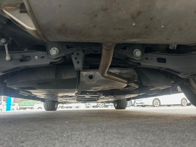 ����肪���ꂢ�Ȃ����ɁA�h�K���H�̎{�H���I�X�X���B�~��n��͂������A���ݕ��ɂ��Z���̕���A��Ń}�����E�E�B���^�[�X�|�[�c���������ɂ��D�]���������Ă���܂��B