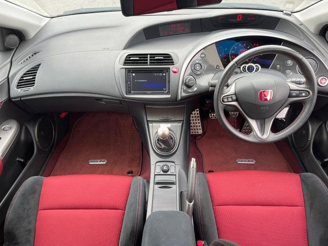 �O���[�v���݌ɐ���30,000��!!�S���̌n��X���烁�[�J�[�E�Ԏ��킸���Љ�o����̂ŁA���Ȃ��Ƀs�b�^���̂��Ԃ�������͂��ł���܂��͂��₢���킹��������