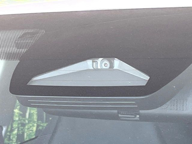 �y�g���^�Z�[�t�e�B�Z���X�z���s���ɑO���̎ԗ�����F�����A�Փ˂������Ȏ��͌x��ƃu���[�L�ŏՓˉ���Ɣ�Q�y�����A�V�X�g�B�����S�Ƀh���C�u�����y���݂��������܂��B