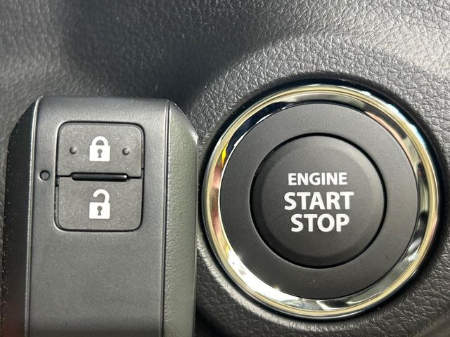 �y�L�[���X�X�^�[�g�V�X�e���z�J�o����|�P�b�g�ɓ��ꂽ�܂܂ł��h�A�̎{���E�������\�ȃX�}�[�g�L�[�𑕔��B�G���W���̃I���E�I�t�����J�M�����o���K�v����������Ƃ��Ă��֗��ł���