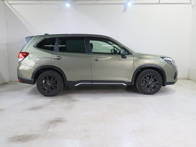 フォレスター1.8 スポーツ 4WD
