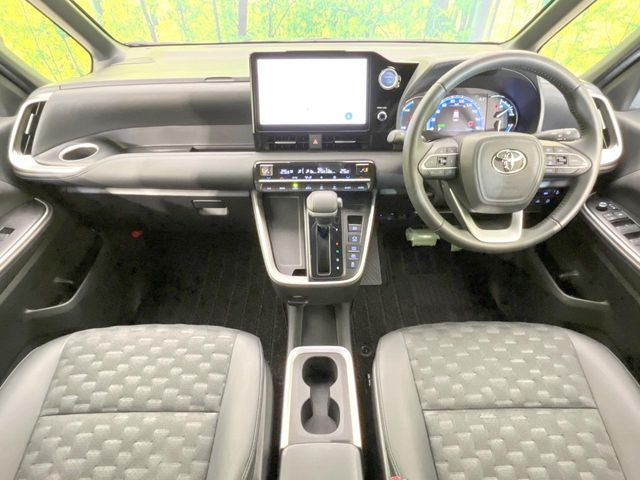 ヴォクシー1.8 ハイブリッド S-Z