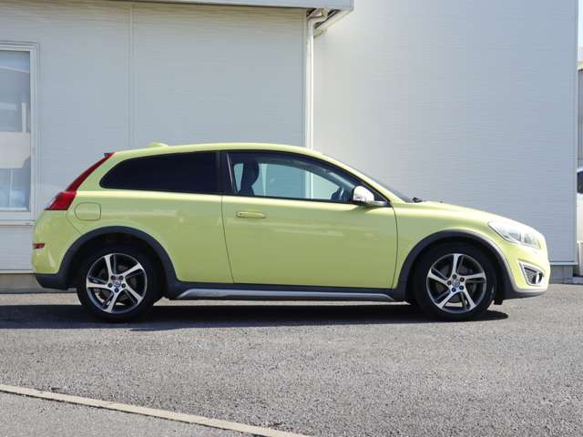 �y���Օ��i7�i�ڂ̐V�i�����z�G���W���I�C���A�I�C���t�B���^�[�A���C���o�b�e���[�A�O�ハ�C�p�[�S���A�u���[�L�t���[�h�A��p���A�G�A�R���t�B���^�[��V�i�������܂��B