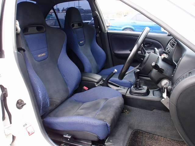 RECARO���Z�~�o�P�b�g�V�[�g���W�������B����]�ɉ�����BRIDE����RECARO���Ȃǂ̐l�C�V�[�g�������ȋ��z�ɂČ����\�ł��B���C�y�ɃX�^�b�t�܂ł����k�������܂�