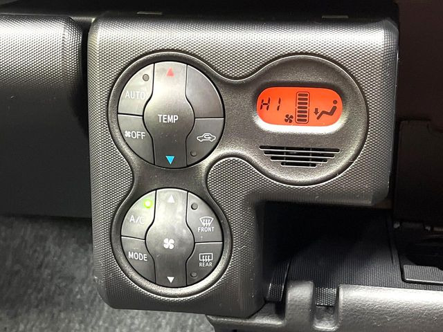 �y�I�[�g�G�A�R���z��x���D�݂̉��x�ɐݒ肷��΁A�ԓ��̉��x�����m�����ʂ≷�x�������Œ����B����&hellip;����&hellip;�Ɖ��x���X�C�b�`���������K�v�͂���܂���B���K�Ȏԓ���Ԃɂ͕K�{�̋@�\�ł��ˁ�