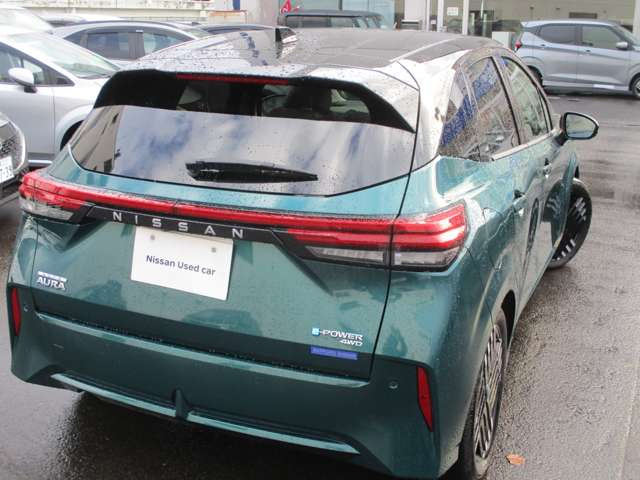 ノートオーラ1.2 G FOUR 4WD