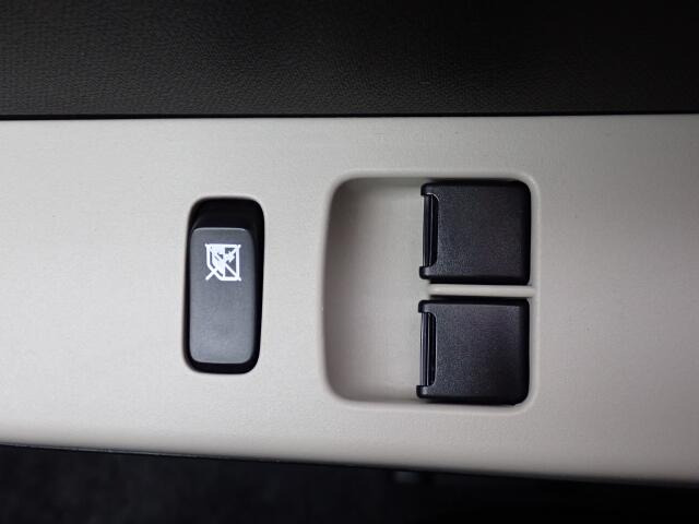 �O�Ȃ̑��̊J�͓d���ɂȂ�܂��̂ŁA�֗��ł���ˁB