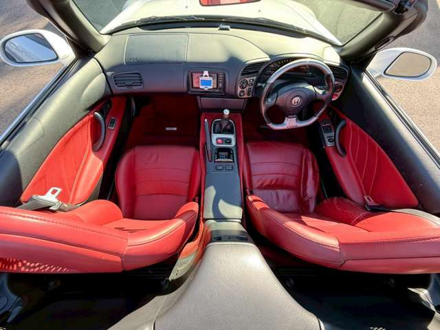 �C�ɂȂ邨�Ԃ�����܂�����E�̓d�b�ԍ����璼�ڂ��X�ɂ��₢���킹���������B�x�����@����ԗ����A��Ԃ܂łȂ�ł������������Ē����܂��B�X�^�b�t�ꓯ���A�����҂����Ă���܂��B