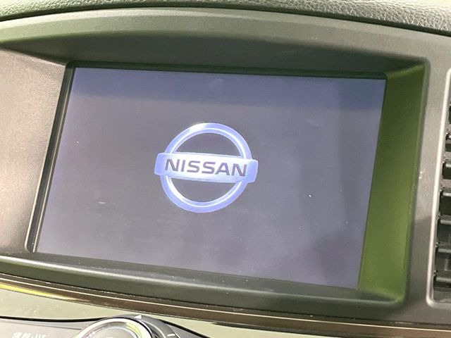 �y���[�J�[�����i�r�z�C���e���A�ɗn�����ރX�^�C���b�V���ȁu��p�݌v�v���[�J�[�i�r�𑕔��􎋔F���⑀�쐫�ȂǊ�{���\�ɂ��D��A���㎿�ȃJ�[���C�t�����y���݂��������܂��B