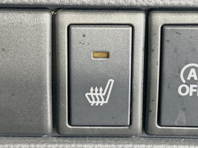 �y�V�[�g�q�[�^�[�z�������ɏd�󂷂�V�[�g�q�[�^�[!�G�A�R����葁�����܂��Ă����̂Ŋ�����̐l�����S�ł��ˁ�G�A�R���̉����͊������邩����A�Ƃ������ɂ����������߂ł��B