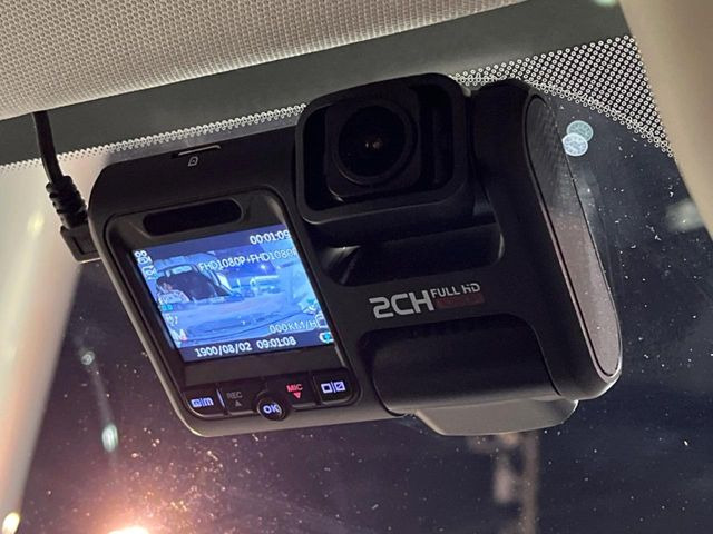 �y�h���C�u���R�[�_�[�z���S�E���S�ȃJ�[���C�t�ɕK�{�̃h���C�u���R�[�_�[�𑕔�!���s���͂������A������^�]�⎖�̂ɑ��������ۂ̏󋵂��f���ŋL�^���A����̃��X�N�ɔ����܂��B