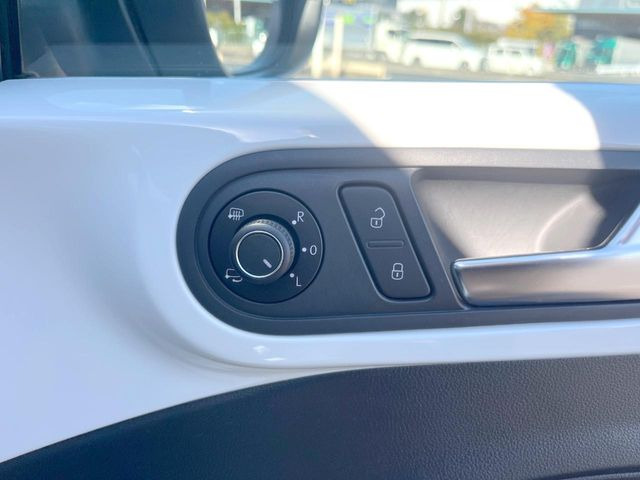 ���d���~���[:���茳�̃X�C�b�`�ЂƂŋ��ʂ̒������s�����Ƃ��\�ł�!�N�����V�������s���������Ȃ���������g�p���ȂǂقƂ�ǂȂ��ׁA�������������Y��ł�!