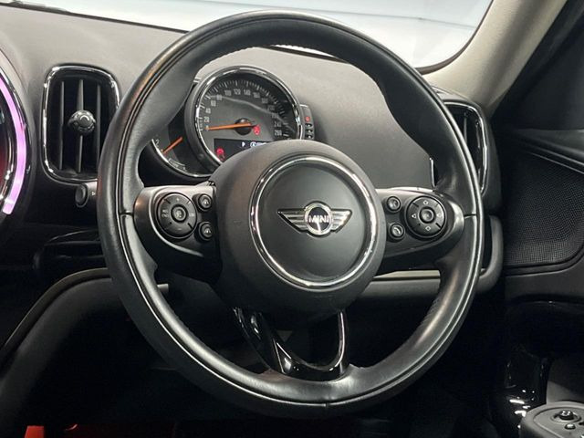 ���n���h�����̃X�������Ȃ��A���ꂢ�ȏ�Ԃ��ێ����Ă���܂��B�e�X�C�b�`���̓�����m�F�ς݂ł��B