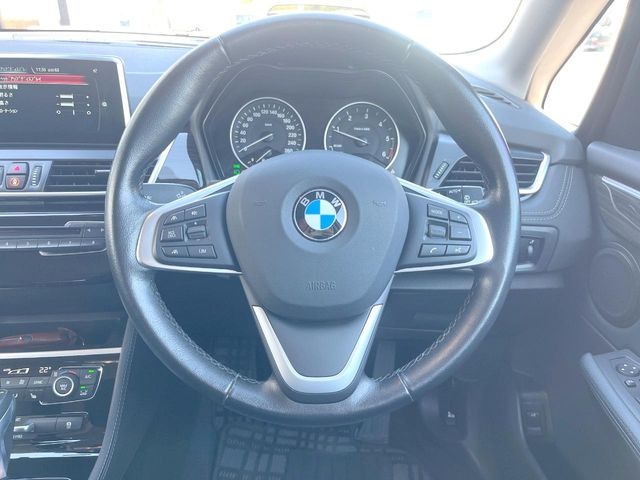 ���n���h�����̃X�������Ȃ��A���ꂢ�ȏ�Ԃ��ێ����Ă���܂��B�e�X�C�b�`���̓�����m�F�ς݂ł��B