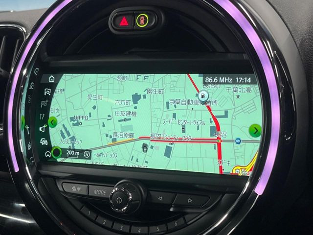 ��HDD�����i�r:��̊��̂���i�r�́A����������ԓ������o���Ă���܂��B�I�[�f�B�I�@�\���[�����Ă���܂��̂ŁA�^�]�����y���߂܂���