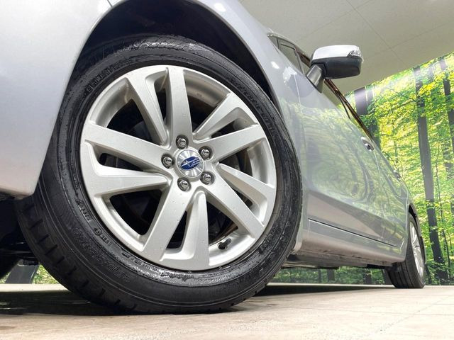 �y�����A���~�z�C�[���z�O�ςɃ}�b�`���������A���~�z�C�[���𑕒����Ă���܂��B�e��ЊO�A���~�z�C�[����A�X�^�b�h���X�^�C�����戵�����Ă���܂��B���񂲑��k����������