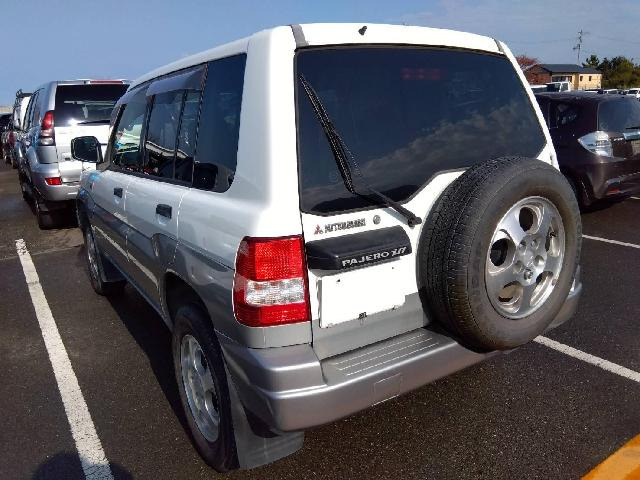 パジェロイオ1.8 ZR 4WD