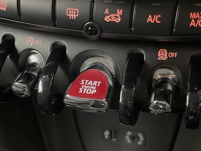 ���R���t�H�[�g�A�N�Z�X(�X�}�[�g�G���g���[�V�X�e��):�L�[���������Ă��邾���ŊJ���E�{������G���W���X�^�[�g�܂ő���\!