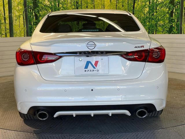 安心の最長10年・走行無制限保証(有償)をご用意。保証内容も充実はもちろん、無料点検&オイル交換や、年中無休の全国・24時間ロードサービスも付帯されておりますのでご安心下さい。