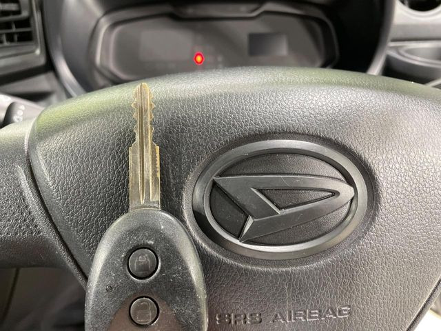 �y�L�[���X�z�������ꂽ�ꏊ����ł��{�^����Ńh�A�̊J���E�{�����ł���̂łƂ��Ă��֗�!�h�A�̌�������ɏ������邱�Ƃ�����܂����