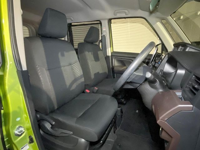 �^�]�Ȃ܂��ɂ͏\���ȃX�y�[�X������A�啿�ȕ��ł��������^�]���Ă�����������ł��B