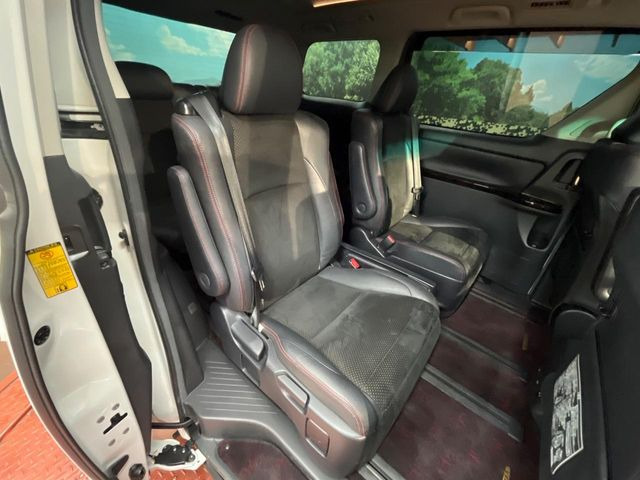 �L�X�Ƃ���2��ڃV�[�g�͋��Z���������A���S�n�����K!�F�B��Ƒ��Ƃ̂��o�����ɂ҂�����ł��B�x�r�[�V�[�g��`���C���h�V�[�g�g�p�������K�ɂ��߂�������������\���ȋ�Ԃ��m�ۂ��Ă��܂��B