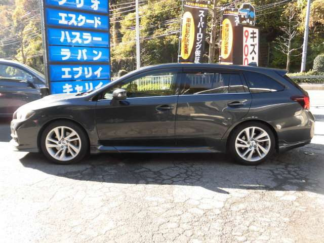 ���Ђ́u�i���ƃv���C�V���O�v��O��I�ɂ������A�ŐV��������A���^�C���Ɍ������A�S�����x���̈����Ŕ̔����Ă���܂��B�d����Ɋւ��܂��Ă��A�S�ԕK�����Ђ̎d����S�����ڂŌ��Č��I���Ĕ����Ă���܂��B