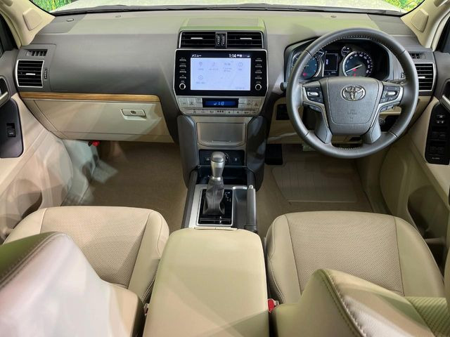 グループ総在庫数約30,000台!!全国の系列店からメーカー・車種問わずご紹介出来るので、あなたにピッタリのお車が見つかるはずです♪まずはお問い合わせ下さい☆