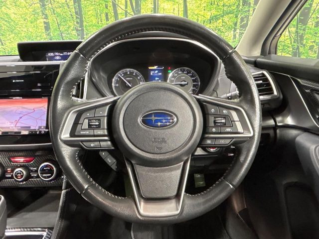 �y�����v�����X�e�A�����O�z�㎿�Ȋv���g�p���邱�ƂŁA��ɂ����������݂ƂĂ��^�]���₷���n���h���ł���