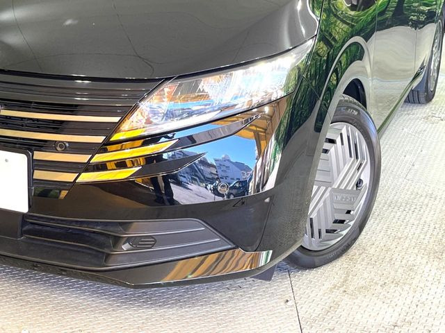 �yLED�w�b�h���C�g�z���V����ԑ��s�����ǍD�Ȏ��E���m�ۂ����S���ĉ^�]�ł��鍂�P�xLED�w�b�h���C�g�𑕔�!�_�����x�������A����d�͂��}�����Ă��܂��B