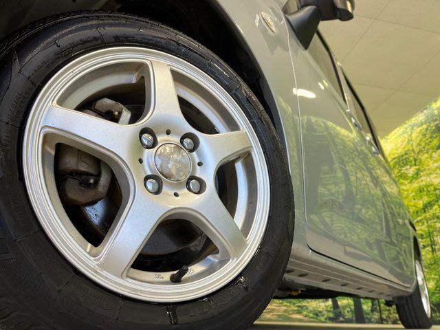 �y14�C���`�A���~�z�C�[���z�O�ςɃ}�b�`�����A���~�z�C�[���𑕒����Ă���܂��B�e��A���~�z�C�[����A�X�^�b�h���X�^�C�����戵�����Ă���܂��B���񂲑��k����������