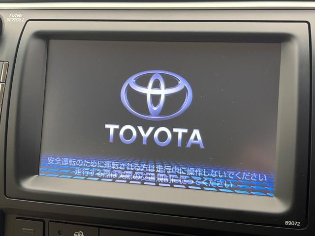 �y���[�J�[�����i�r�z�C���e���A�ɗn�����ރX�^�C���b�V���ȁu��p�݌v�v���[�J�[�i�r�𑕔��􎋔F���⑀�쐫�ȂǊ�{���\�ɂ��D��A���㎿�ȃJ�[���C�t�����y���݂��������܂��B