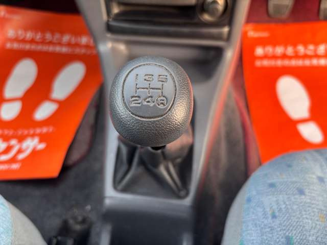 マニュアル車になります。