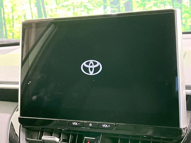 �y10.5�C���` �f�B�X�v���C�I�[�f�B�I�z���ʂ̃f�B�X�v���C��AppleCarPlay��AndroidAuto�����p�\�B�傫�ȉ�ʂŃX�}�z�i�r�A�v���������p���������܂���