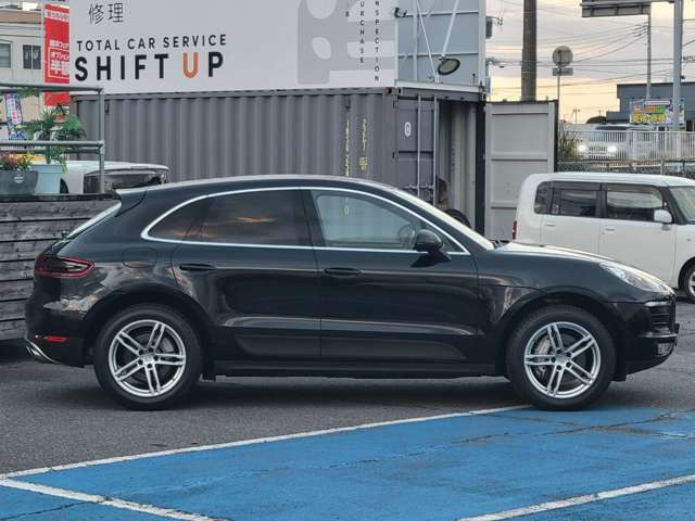 �݌ɂɂȂ��ԗ���󏭎ԁA���ԂȂǒ����̔��������Ă���܂��B����]�̗\�Z�A�����ɍ��킹��1������T���������܂��B�L�����Z�������ł��̂ł��C�y�ɂ����k���������B