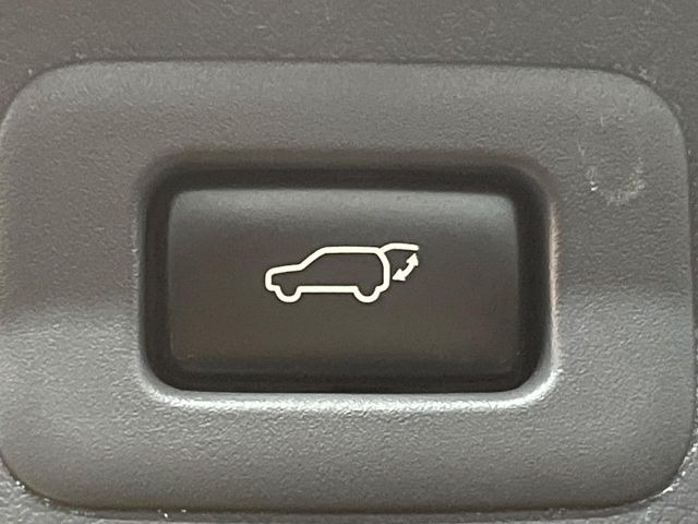 �y�p���[�o�b�N�h�A�z�X�}�[�g�L�[��^�]�Ȃ̃{�^�������������Ń��A�Q�[�g�������ŊJ���܂�!�ו��������Ă��鎞��A�����ʒu�ɂ���o�b�N�h�A��߂�ۂɕ֗��ȋ@�\�ł���