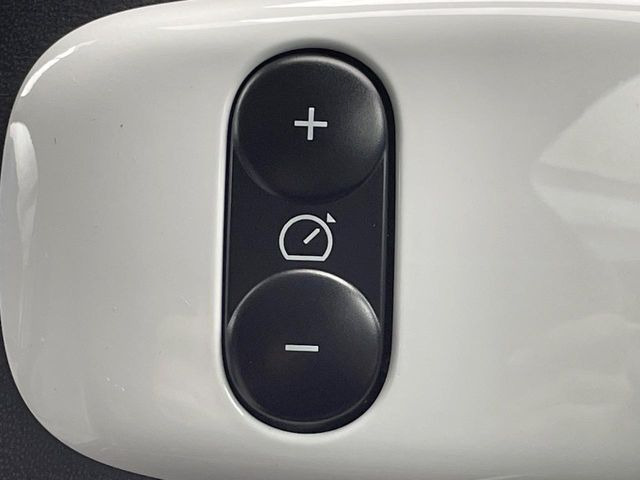 ���I�[�g�N���[�Y�R���g���[��:�������H�⎩���Ԑ�p���H���ɂāA�葬���q���\�ƂȂ�֗��ȋ@�\�ł��B�������ړ��̍ۂł����ɂ����֗��ɂ��g�����������܂���