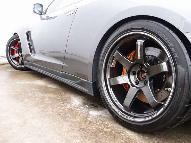 �X���b�g���[�^�[/HKS�C���e�[�N�p�C�v/HKS�u���[�I�t/SONAR���C�i�Y�}�w�b�h���C�g/LED�e�[��/HKSEVC/�J�[�{���R���r�X�e�A�����O/�o�b�N�J����/�J�[�{���t�F���_�[�_�N�g