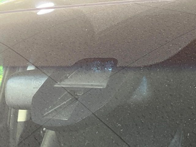 �y�V�e�B�u���[�L�A�N�e�B�u�V�X�e���z�ᑬ���s���ɑO���̎ԗ�����F�����A�Փ˂������Ȏ��͌x��ƃu���[�L�ŏՓˉ���Ɣ�Q�y�����A�V�X�g�B�����S�Ƀh���C�u�����y���݂��������܂��B