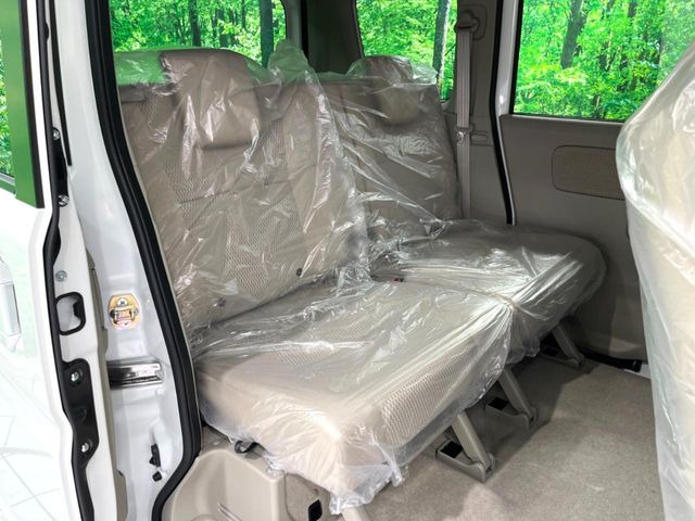 ���i���ȃI���W�i���t���A�}�b�g���I�v�V�����ɂĂ��p�ӂ��Ă���܂��B���D���ȃf�U�C����J���[�����Ԃɍ��킹�đI��ł����������Ƃ��ł��܂���