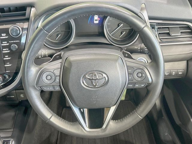 �y�����v�����X�e�A�����O�z�㎿�Ȋv���g�p���邱�ƂŁA��ɂ����������݂ƂĂ��^�]���₷���n���h���ł���