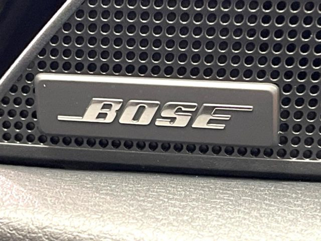 �yBOSE�T�E���h�V�X�e���z���[�J�[�I�v�V�����̍��i�ʃT�E���h�V�X�e���𓋍ځB��p�̃`���[�j���O���{���ꂽ�召�l�X�ȃX�s�[�J�[����ǎ��ȃT�E���h���t�ł��A�Տꊴ���ӂ�鉹����Ԃ����o���܂��B