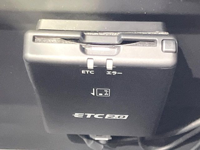 【ETC】高速道路の料金所をストレスなく通過!話題のスポットやサービスエリアに多い「スマートIC」利用時は必須のアイテムです。当店でセットアップを実施、ご納車当日からすぐにご利用いただけます!