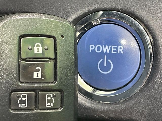 �y�X�}�[�g�L�[�z�J�o����|�P�b�g�ɓ��ꂽ�܂܂ł��h�A�̎{���E�������\�ȃX�}�[�g�L�[�𑕔��B�G���W���̃I���E�I�t�����J�M�����o���K�v����������Ƃ��Ă��֗��ł���