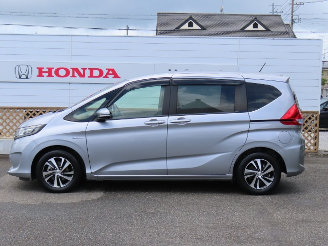 フリード1.5 ハイブリッド EX