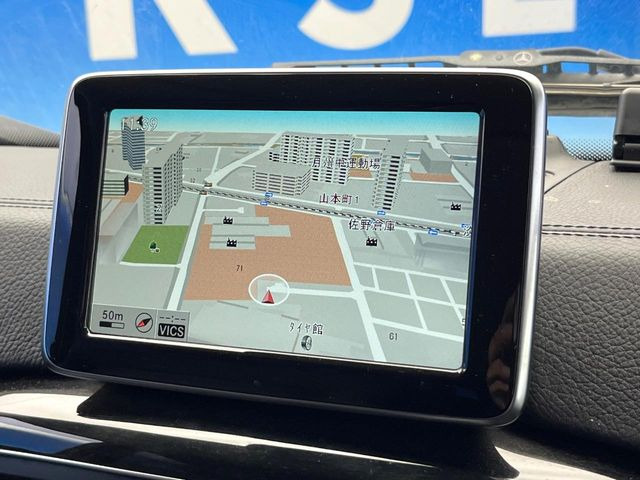 �������i�r:��̊��̂���i�r�́A����������ԓ������o���Ă���܂��B�I�[�f�B�I�@�\���[�����Ă���܂��̂ŁA�^�]�����y���߂܂���